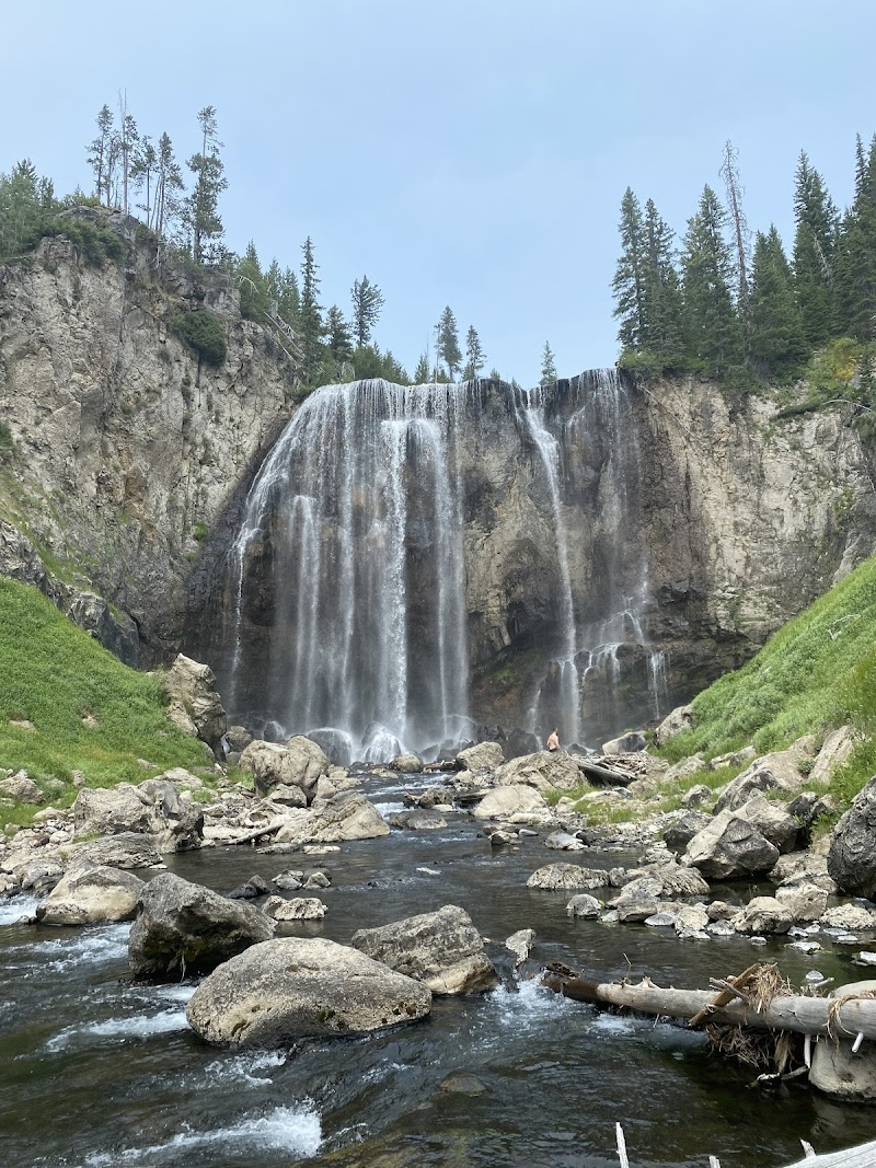 Dunanda Falls