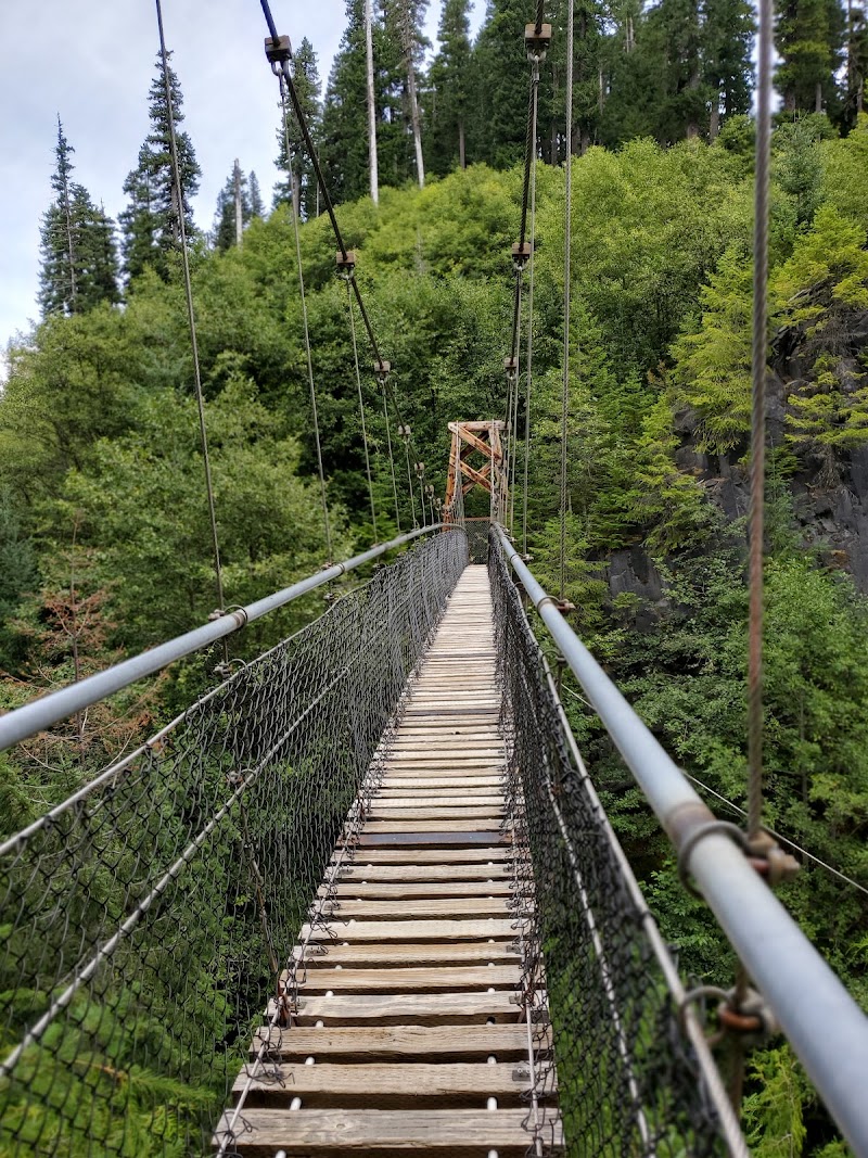 Lava Canyon Falls