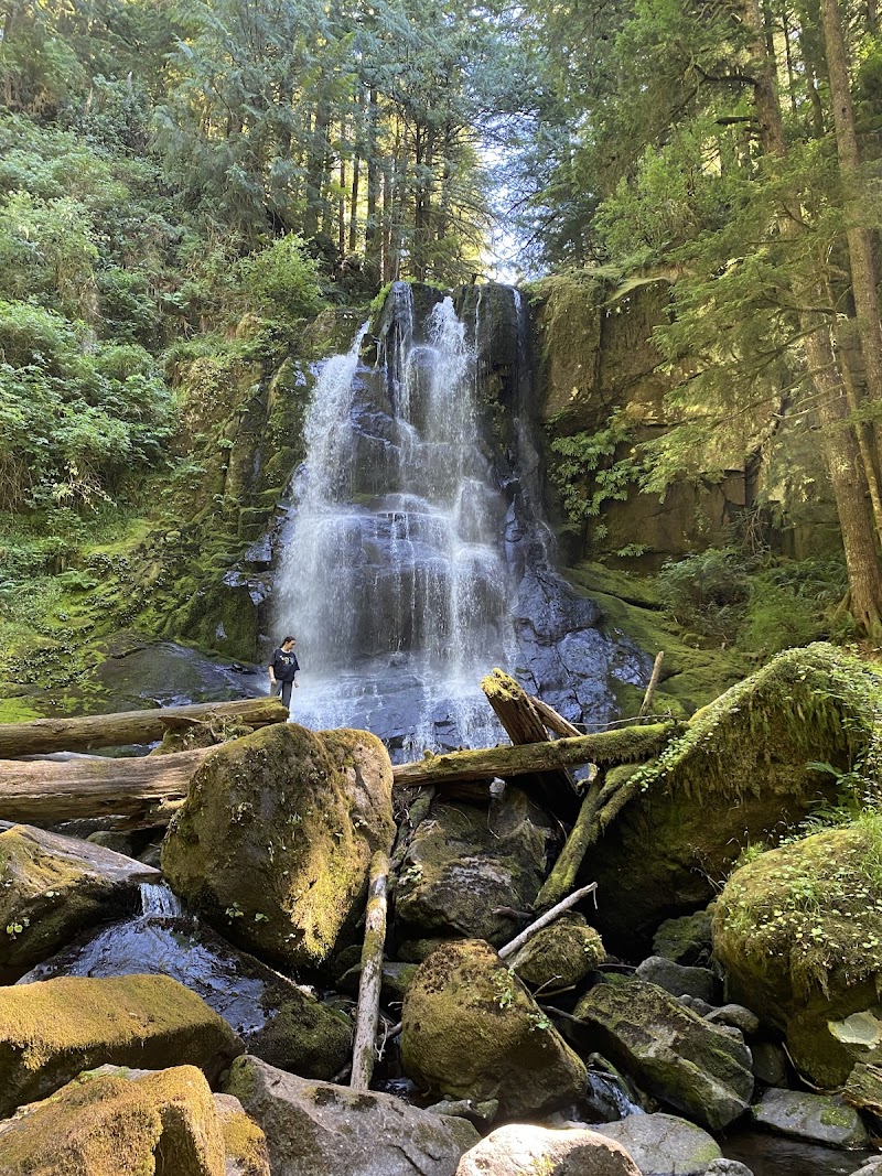 Lower Kentucky Falls